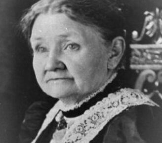Carrie Burnham Kilgore